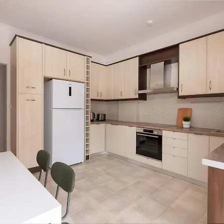 Apartment Luminous 3br In Cholargos By Upstreet